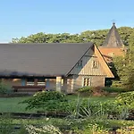 Holiday home Large, Atmospheric In The Countryside *