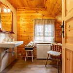 Large, Atmospheric In The Countryside * Belczna