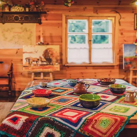 Large, Atmospheric In The Countryside Holiday home *