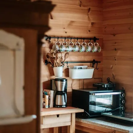 Large, Atmospheric In The Countryside * Belczna