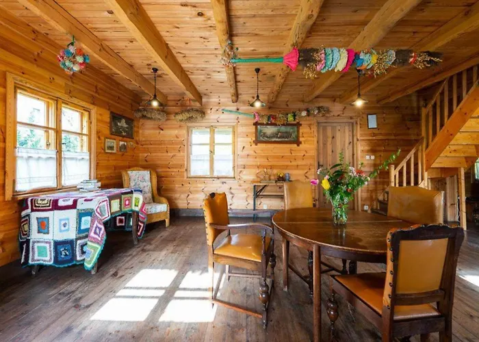 Large, Atmospheric In The Countryside Belczna