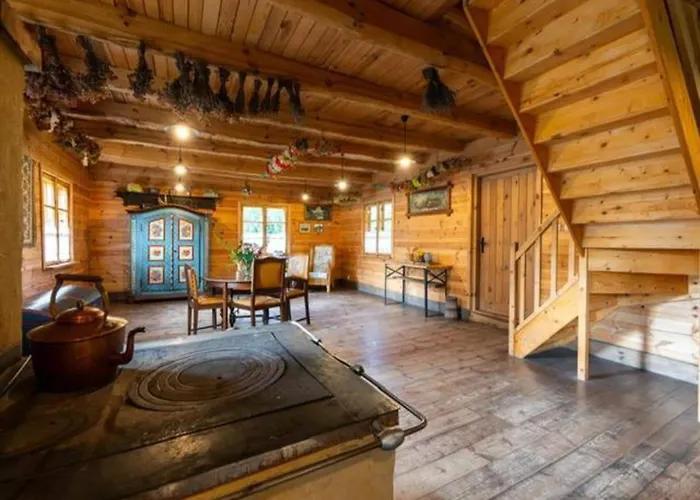 Large, Atmospheric In The Countryside Belczna